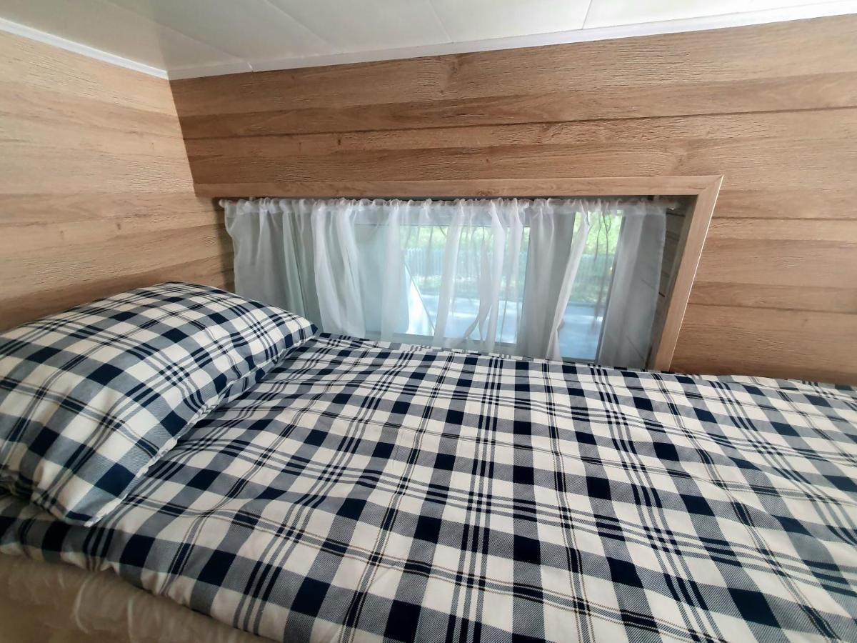 Cool Flat With Own Garden Apartment Jurmala Exterior photo