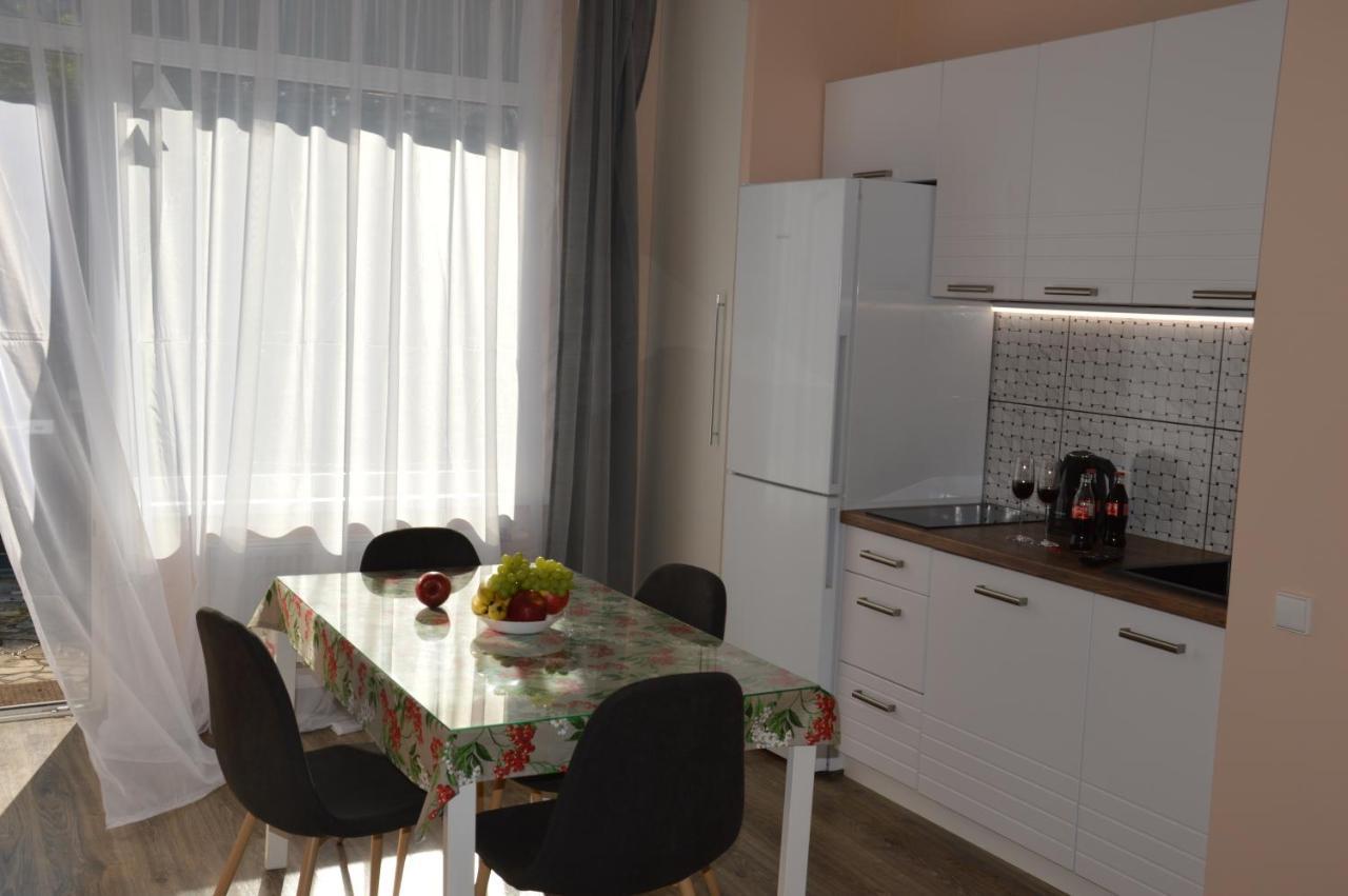 Cool Flat With Own Garden Apartment Jurmala Exterior photo